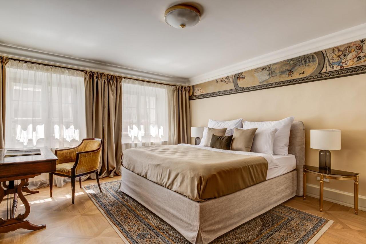 Hotel Nerudova 211 Praga