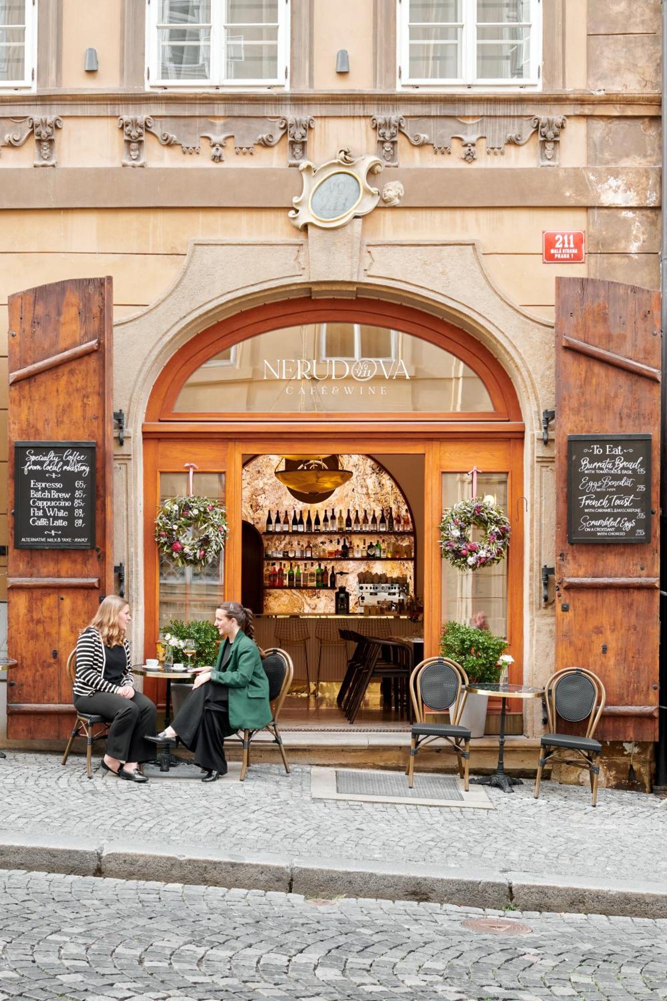 Hotel Nerudova 211 Praga